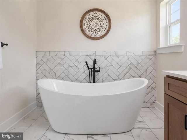 101 ANCHOR LN, Lusby, MD 20657