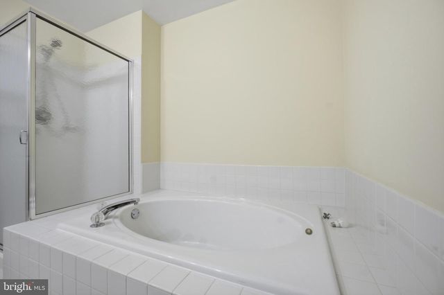 56 CAMELLIA CT, Newtown, PA 18940