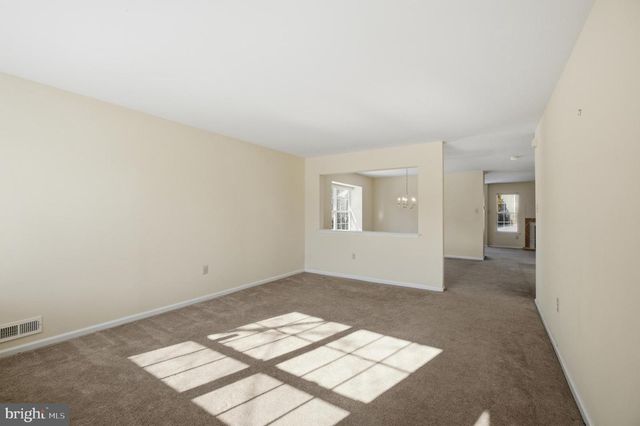 56 CAMELLIA CT, Newtown, PA 18940