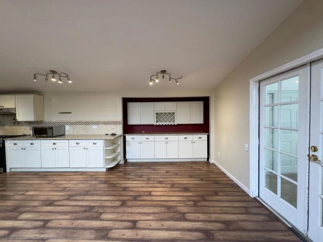 10534 Sterling Boulevard, Cupertino, CA 95014