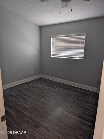 480 Reed Canal Rd Apt 57, South Daytona, FL 32119