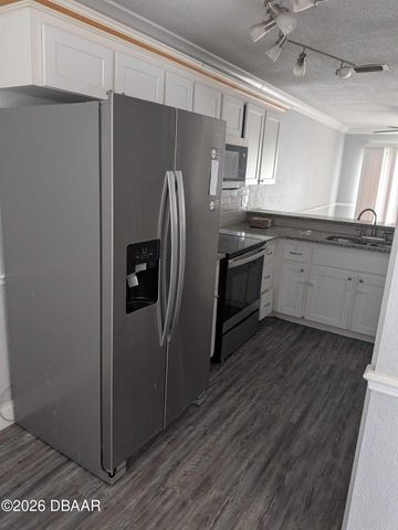 480 Reed Canal Rd Apt 57, South Daytona, FL 32119