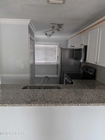 480 Reed Canal Rd Apt 57, South Daytona, FL 32119