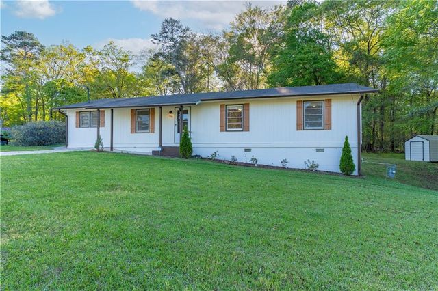 2290 Pinetree Lane NE, Conyers, GA 30012