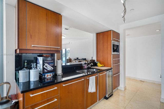 1331 Brickell Bay Dr 302, Miami, FL 33131