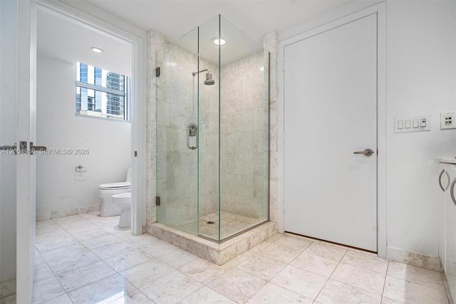 1331 Brickell Bay Dr 302, Miami, FL 33131