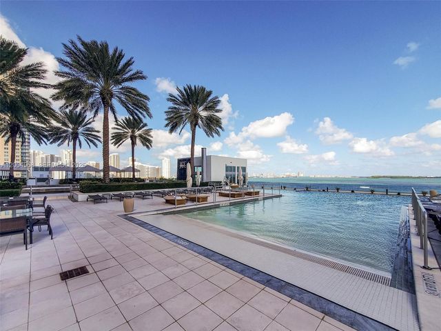 1331 Brickell Bay Dr 302, Miami, FL 33131