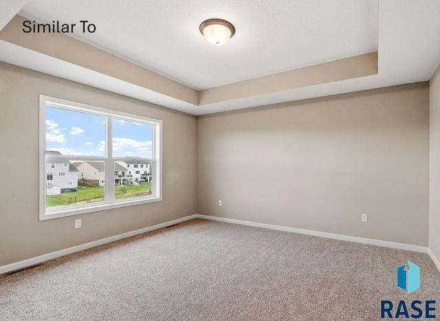 1907 N Valley View Rd Road, Sioux Falls, SD 57107