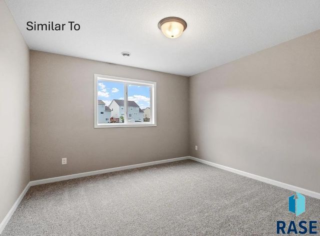 1907 N Valley View Rd Road, Sioux Falls, SD 57107