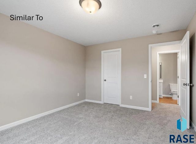 1907 N Valley View Rd Road, Sioux Falls, SD 57107