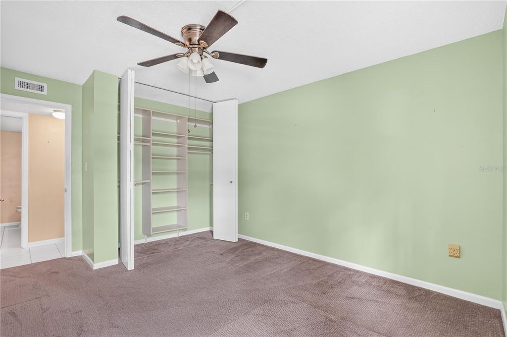 Image 14 of property listing at 2302 S MANHATTAN AVENUE 214, Tampa, FL 33629