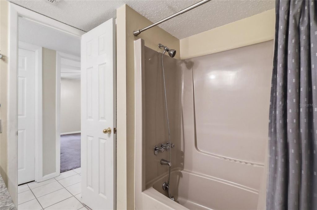 Image 16 of property listing at 2302 S MANHATTAN AVENUE 214, Tampa, FL 33629