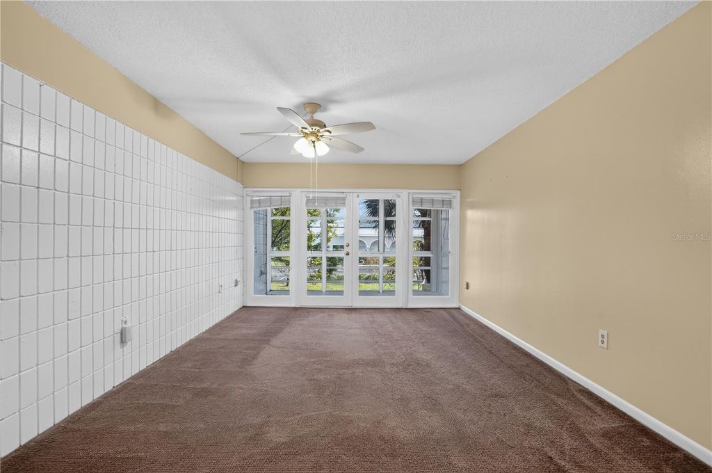 Image 18 of property listing at 2302 S MANHATTAN AVENUE 214, Tampa, FL 33629