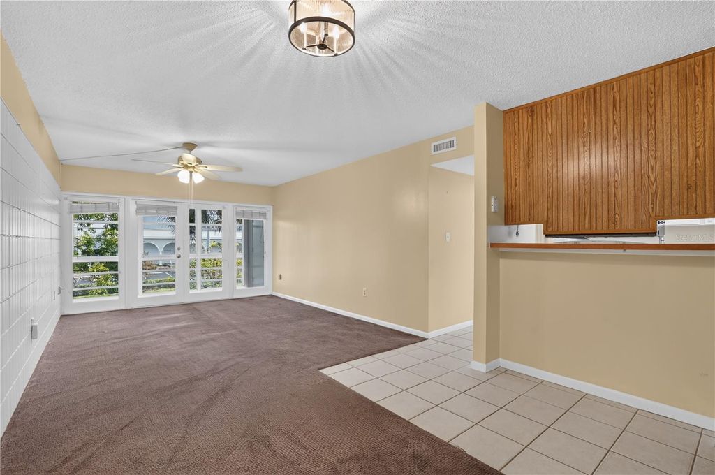 Image 19 of property listing at 2302 S MANHATTAN AVENUE 214, Tampa, FL 33629