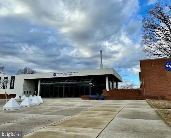 10133 ELLARD DR, Lanham, MD 20706