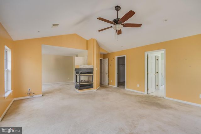 10133 ELLARD DR, Lanham, MD 20706