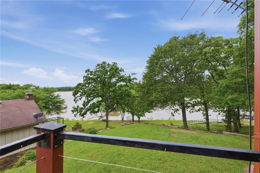 Image 12 of property listing at 110578 S 4183 Road, Checotah, OK 74426