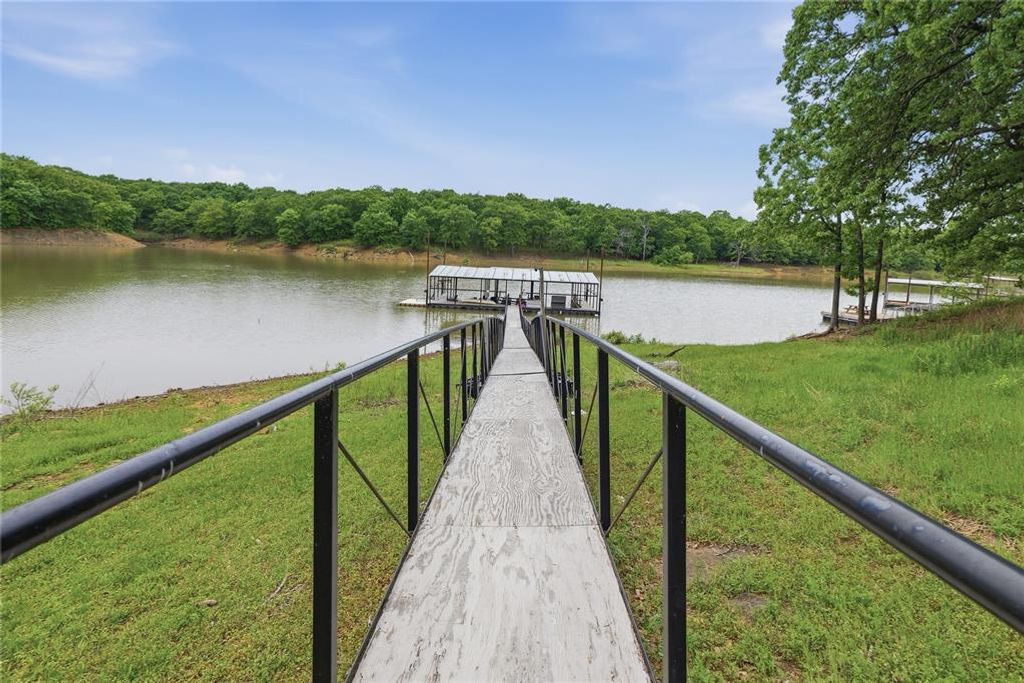 Image 15 of property listing at 110578 S 4183 Road, Checotah, OK 74426