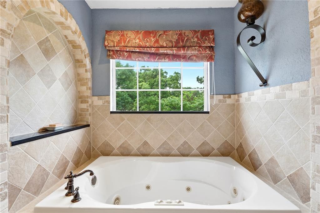 Image 34 of property listing at 110578 S 4183 Road, Checotah, OK 74426