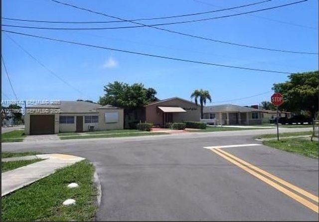 516 NW 4th Avenue, Hallandale Beach, FL 33009