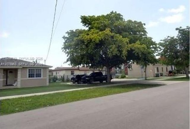 516 NW 4th Avenue, Hallandale Beach, FL 33009