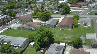 516 NW 4th Avenue, Hallandale Beach, FL 33009