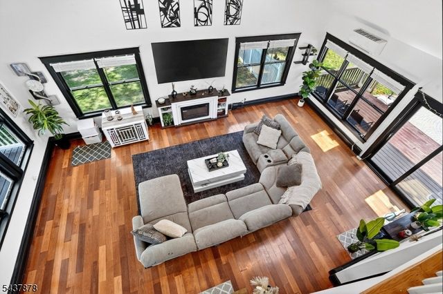 123 Passaic Ave, Pompton Lakes Boro, NJ 07442