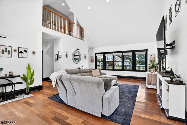 123 Passaic Ave, Pompton Lakes Boro, NJ 07442