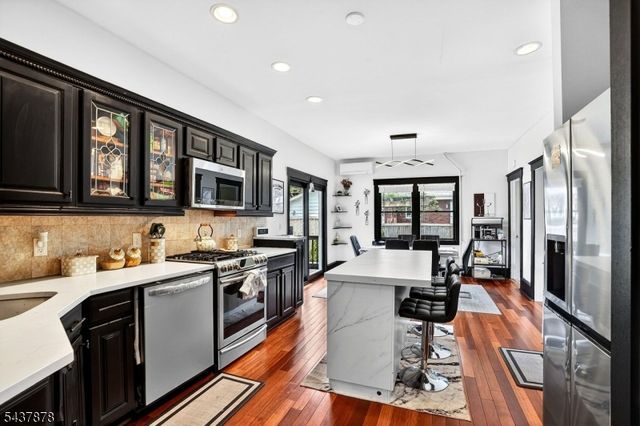 123 Passaic Ave, Pompton Lakes Boro, NJ 07442