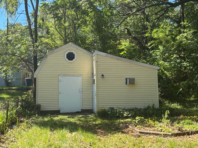 1815 E 28th Avenue, Lake Station, IN 46405