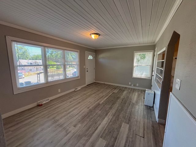 1815 E 28th Avenue, Lake Station, IN 46405