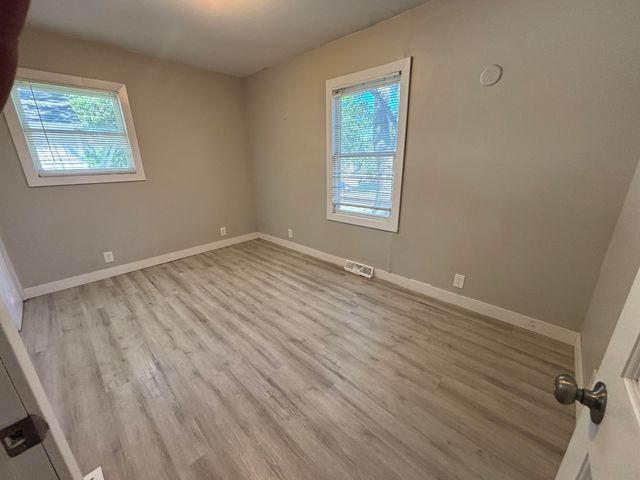 1815 E 28th Avenue, Lake Station, IN 46405