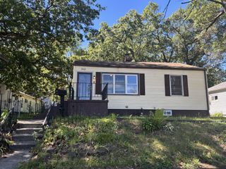 1815 E 28th Avenue, Lake Station, IN 46405