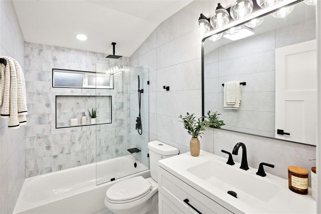 1189 1189 Skylake Ct, Sunnyvale, CA 94089