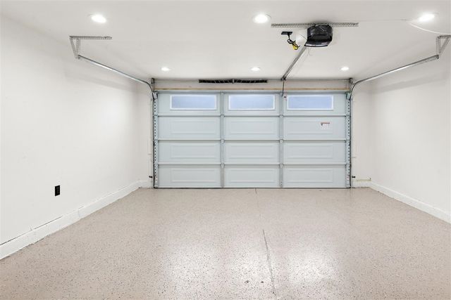 1189 1189 Skylake Ct, Sunnyvale, CA 94089