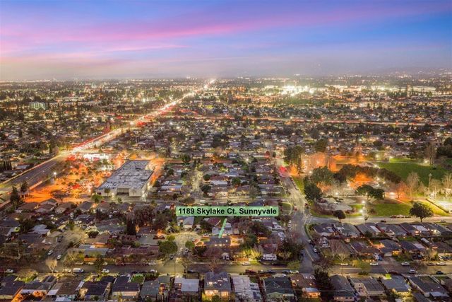 1189 1189 Skylake Ct, Sunnyvale, CA 94089