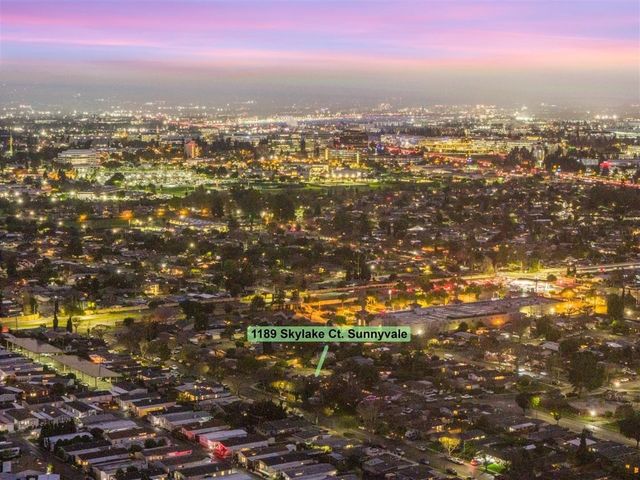 1189 1189 Skylake Ct, Sunnyvale, CA 94089