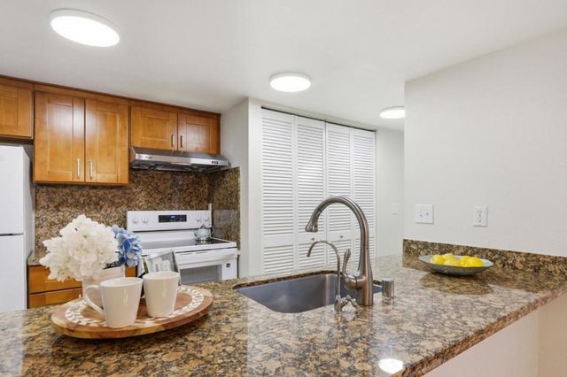 21063 Red Fir Court, Cupertino, CA 95014