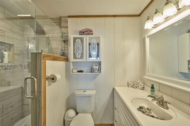 150 N Lakeway Circle, Trinity, TX 75862