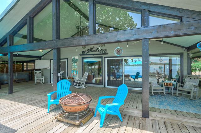 150 N Lakeway Circle, Trinity, TX 75862