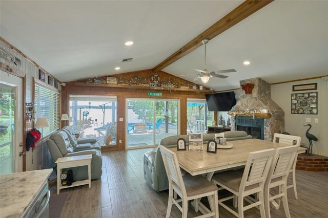 150 N Lakeway Circle, Trinity, TX 75862