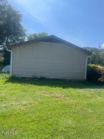 106 Colonial Hills Drive, Rogersville, TN 37857