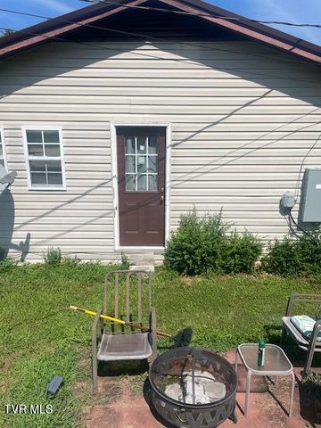106 Colonial Hills Drive, Rogersville, TN 37857