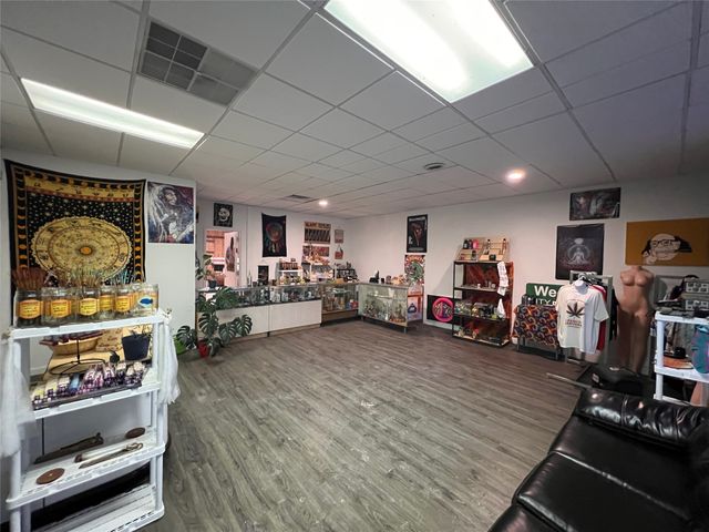 3516 SW 9th Street, Des Moines, IA 50315