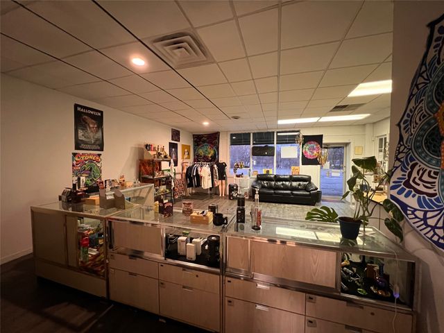 3516 SW 9th Street, Des Moines, IA 50315