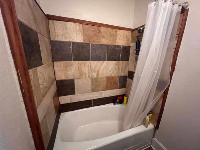 3516 SW 9th Street, Des Moines, IA 50315