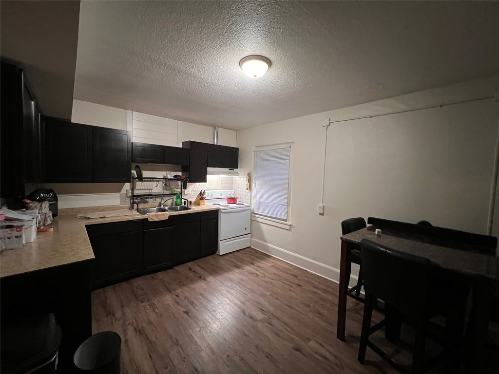 3516 SW 9th Street, Des Moines, IA 50315