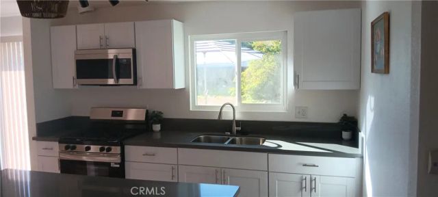 1022 Ruby, Perris, CA 92571