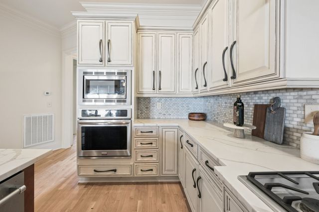 1355 Eliot Rd, Franklin, TN 37064