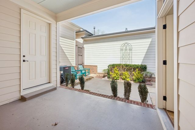 1355 Eliot Rd, Franklin, TN 37064